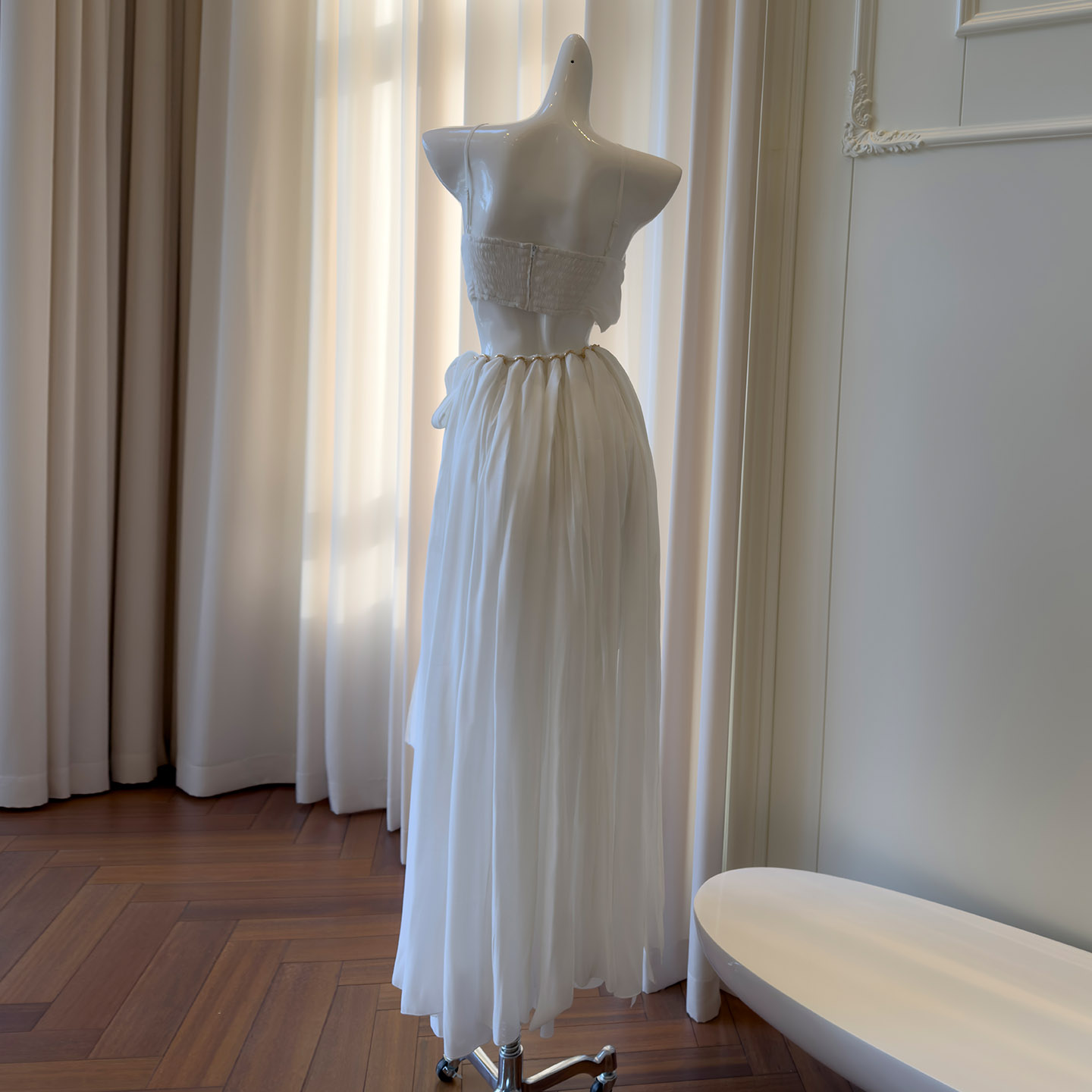 Elegant French Style Sleeveless Maxi Dress, 2026 Spring New Arrival, High-End Slim Waist Dress69441