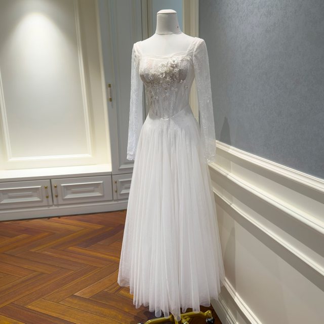 Gentle and elegant white tulle dress69595