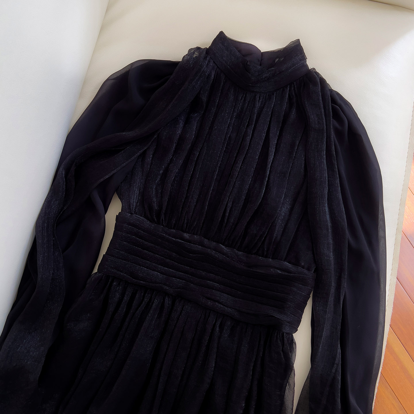 Yigelila 2026 Early Spring New Black Long Sleeve Dress, Slim Waist, Elegant Slim Fit Long Dress68117