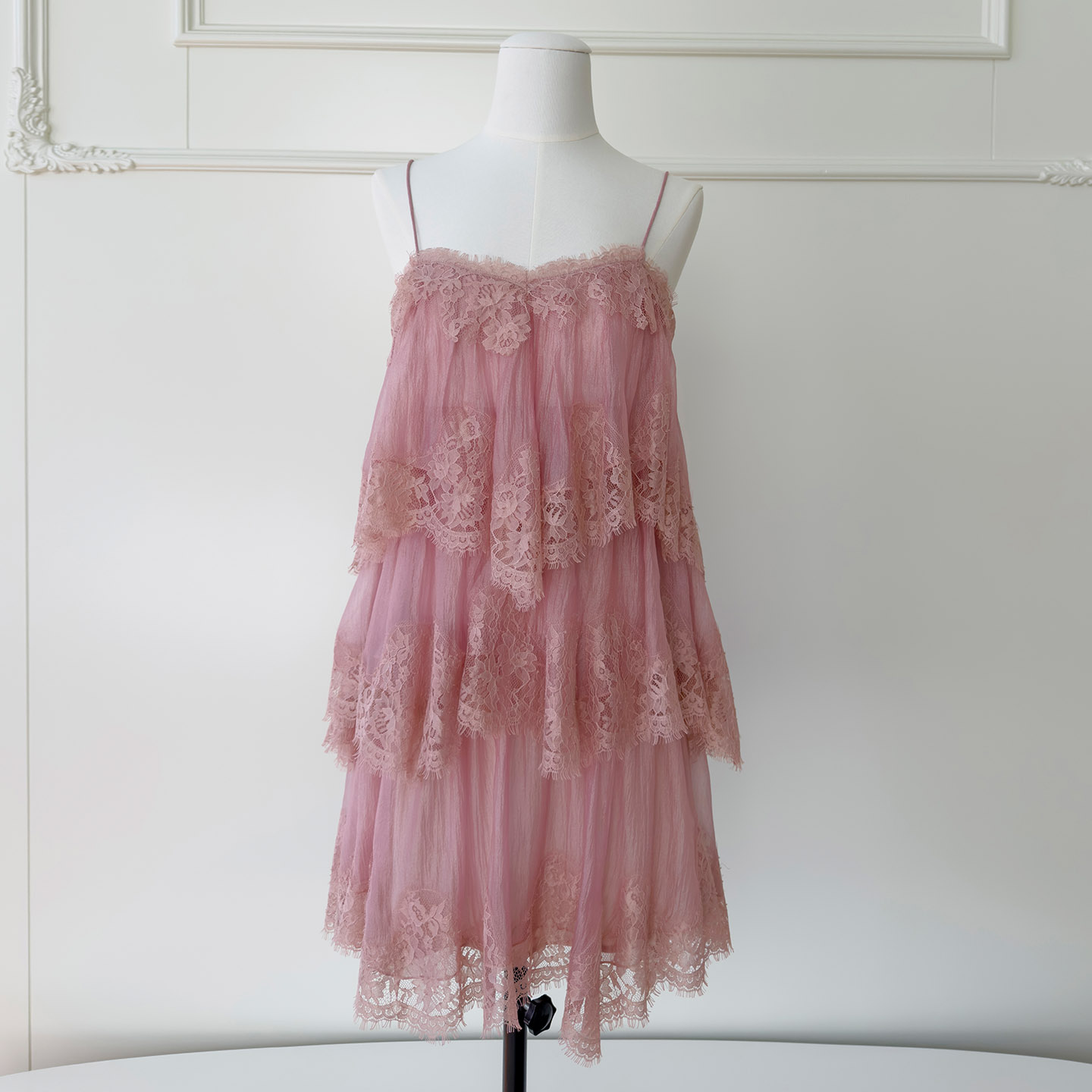 French Pure Desire Style Cake Tier Spaghetti Strap Dress, Multi-Layer Irregular Lace Patchwork, Sexy Backless Vacation Mini Dress69681