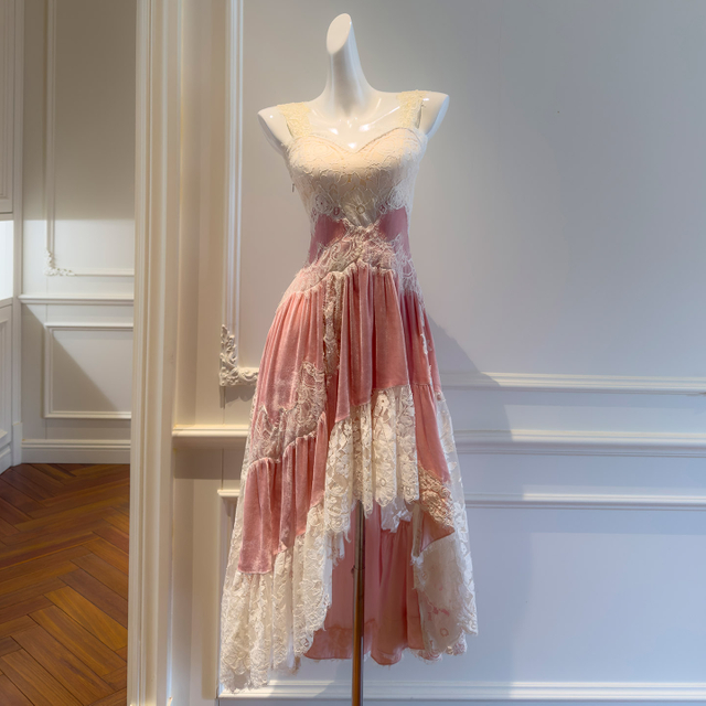 Yigelila 2026 French Style Heavy Industry Lace Patchwork Waist-Fitted Slim Spaghetti Strap Long Evening Dress69556