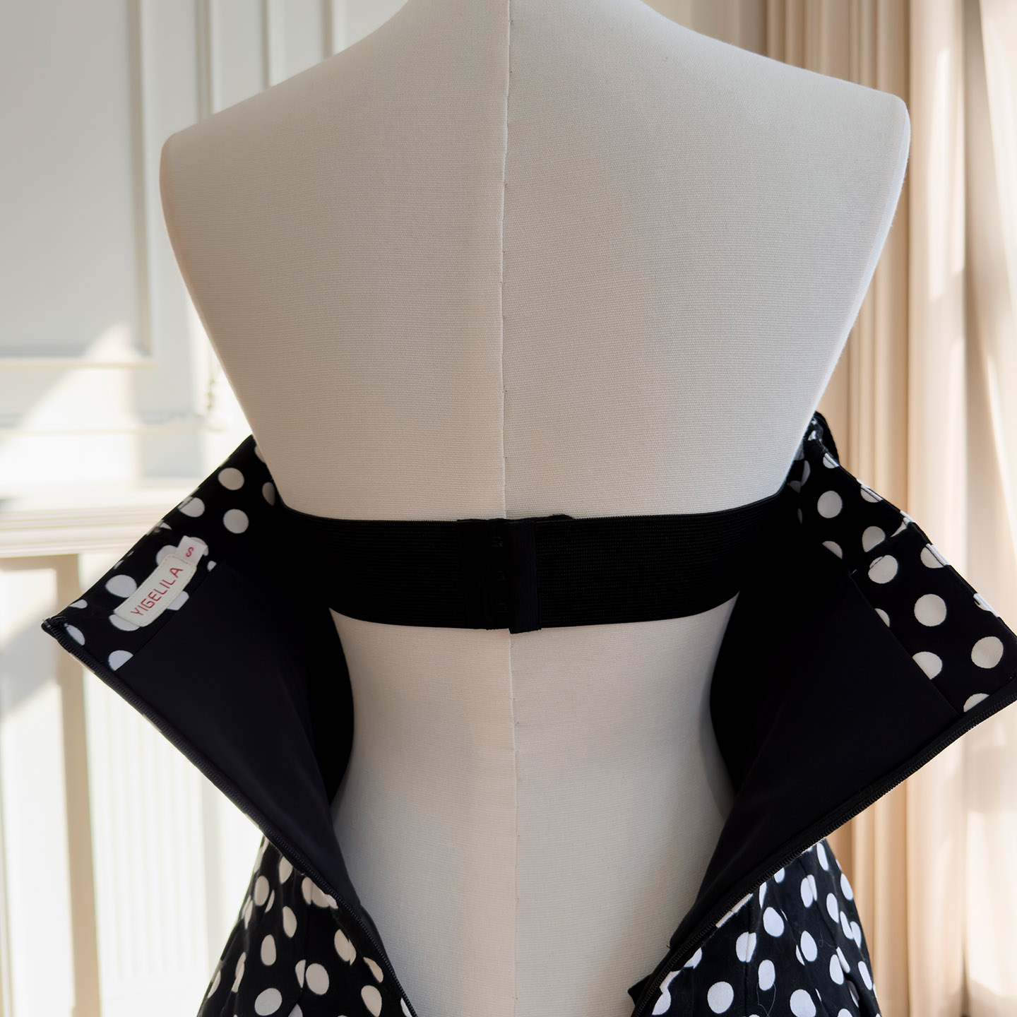 Elegant Polka Dot Strapless High-Waist Mini Dress69693