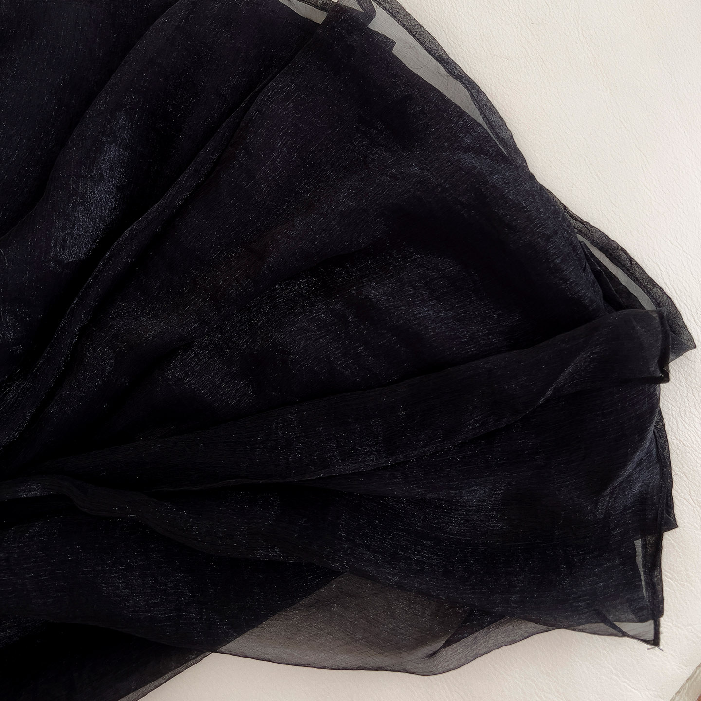 Yigelila 2026 Early Spring New Black Long Sleeve Dress, Slim Waist, Elegant Slim Fit Long Dress68117