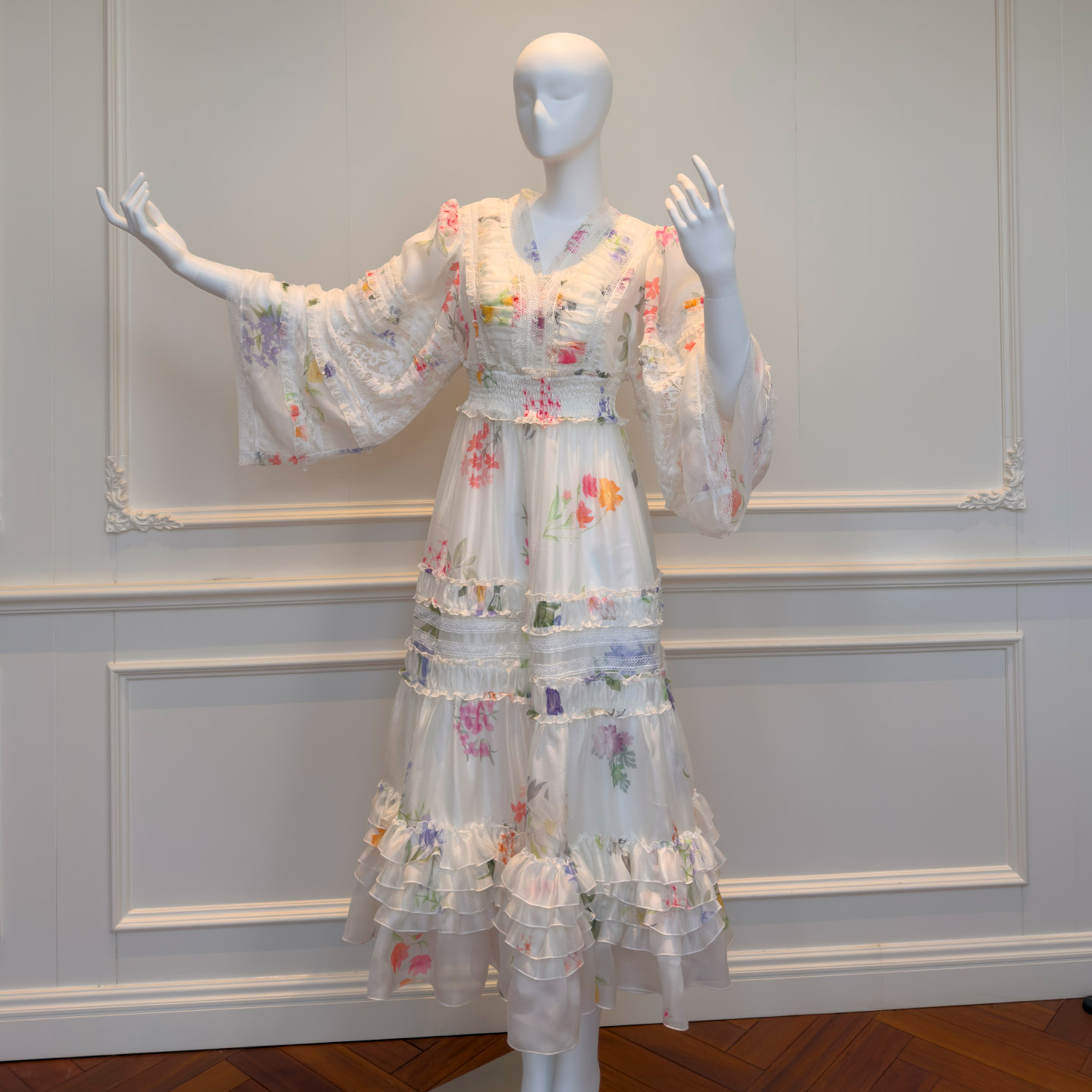 French Vacation Style V-Neck Printed Patchwork Ruffle Pleated A-Line Fairy Maxi Dress68678