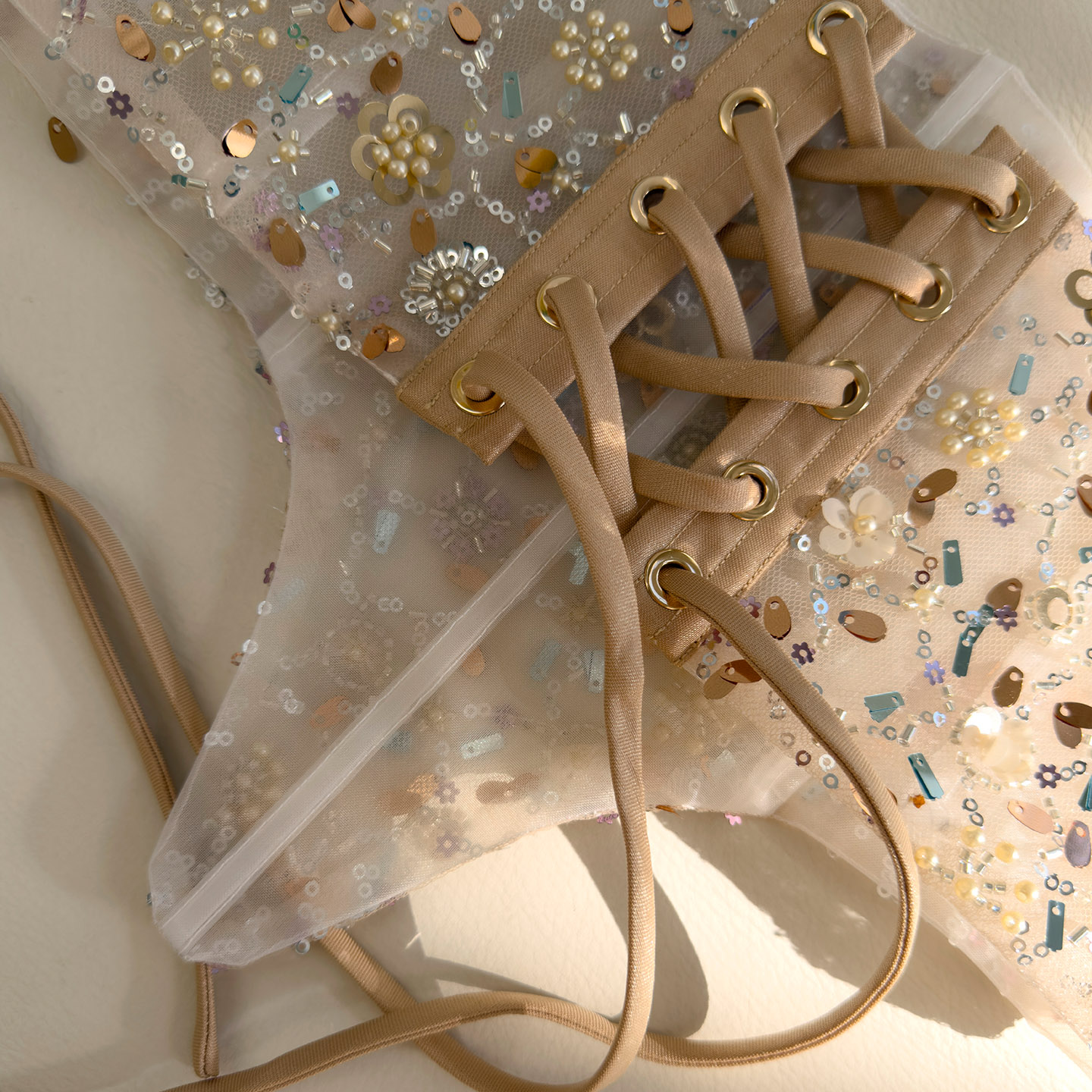 Elegant White Off-the-Shoulder Puff Sleeve Gown69613