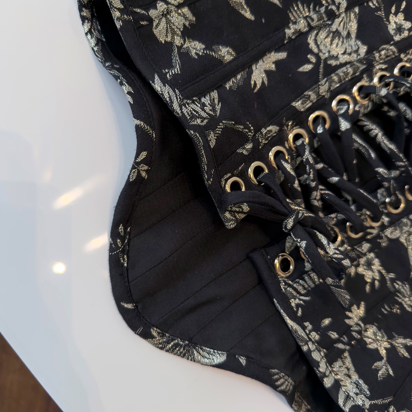 Outer-wear Boned Corset Crop Top: Gold-Embossed Black Jacquard, Strappy Waist-Cinching, Shaping, Sexy Vibe, for Women