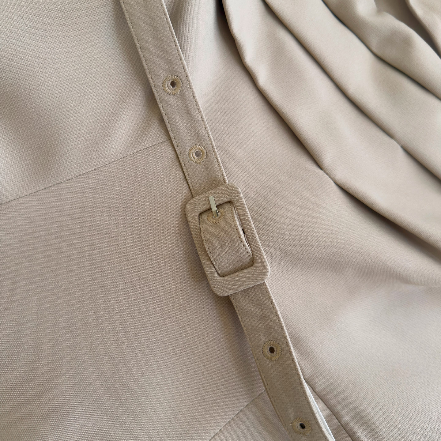 Yigelila 2026 Spring New Arrival, Tea White Patchwork Elegant Long Waist-Fitted Slim Evening Dress69599