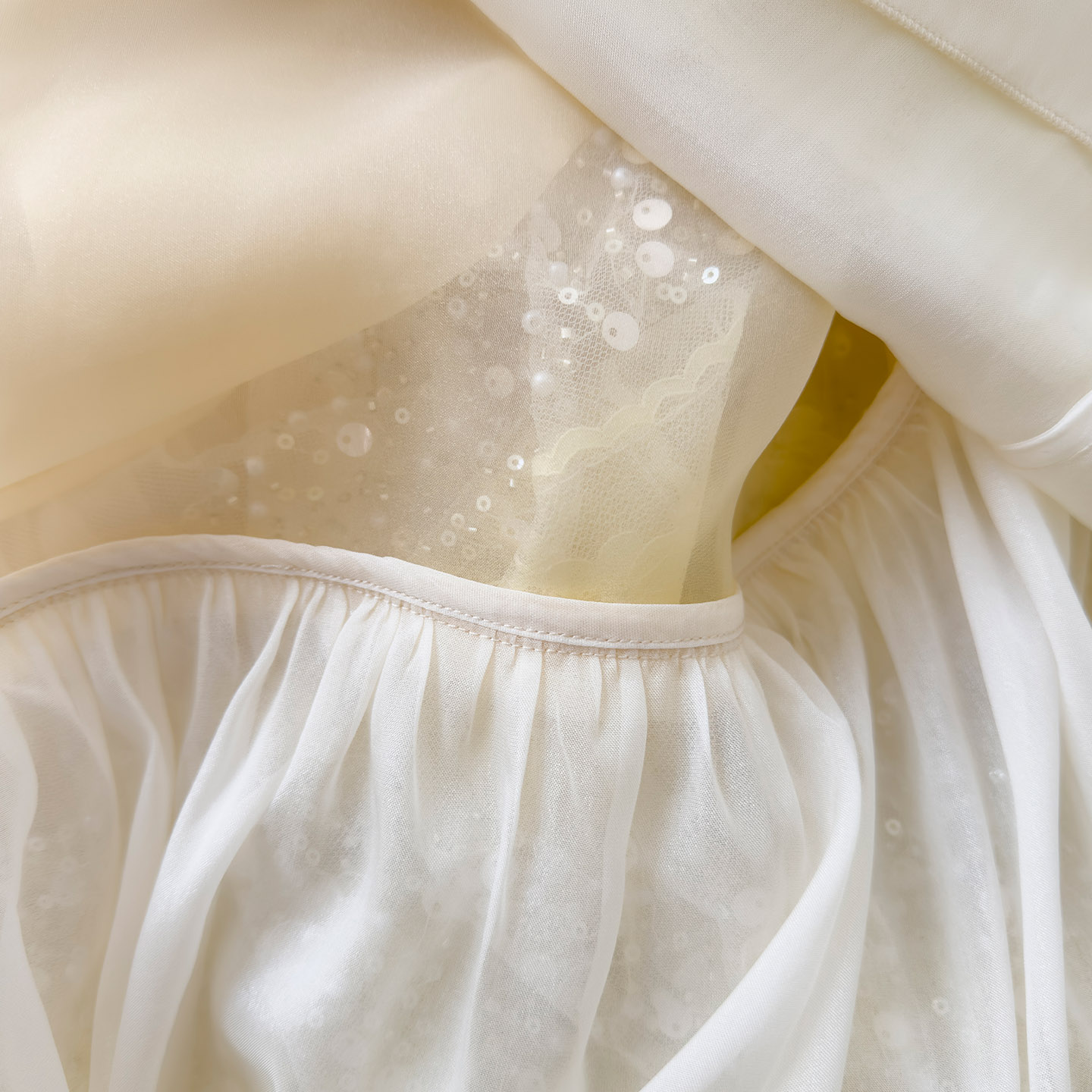 Light Luxury 3-Piece Set: Three-Dimensional Embroidery Mesh Sequin Cardigan, Half Skirt & Dress71433+51352+69435