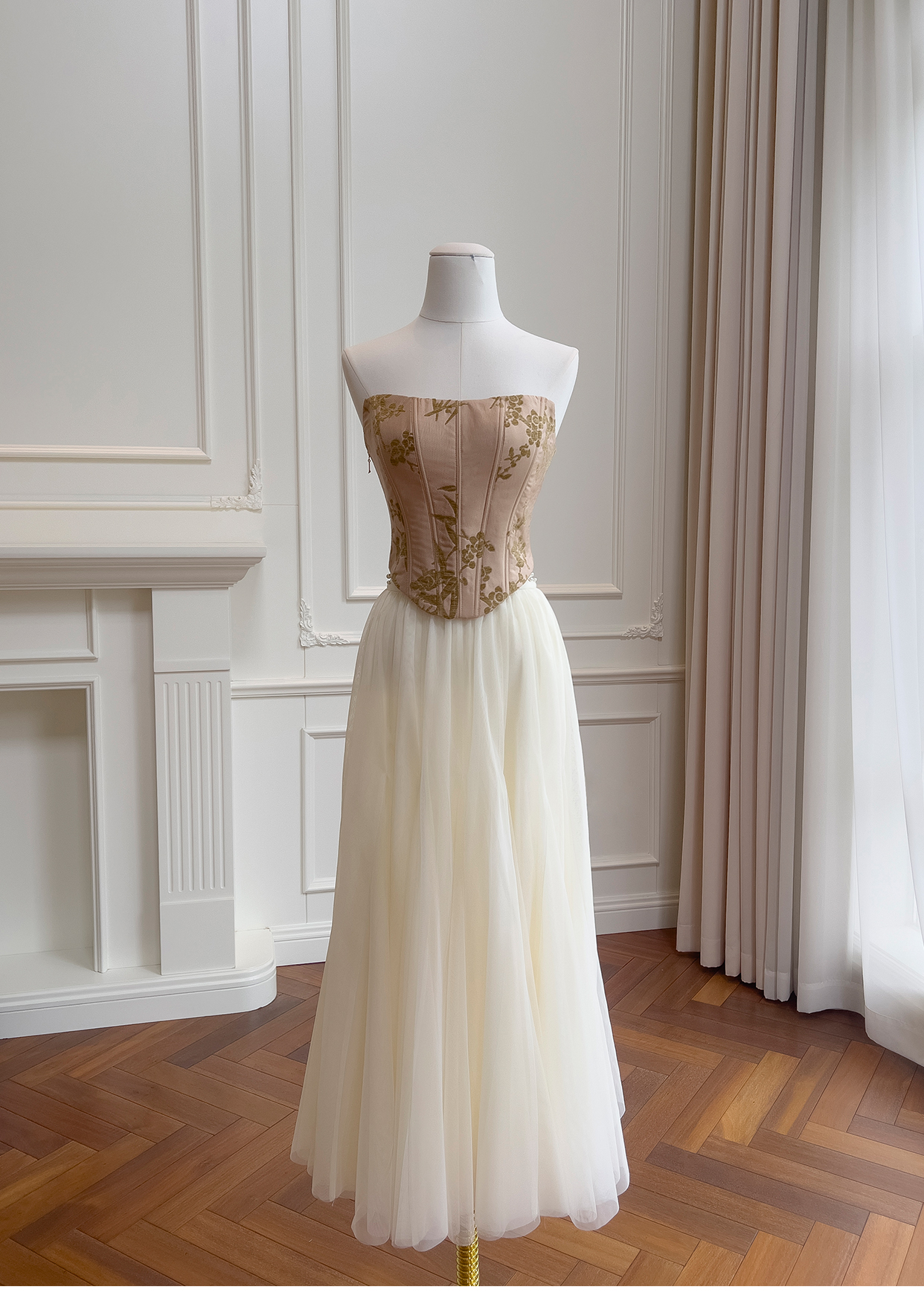 71501胸衣+51417网纱裙+51368香槟色裙子_01