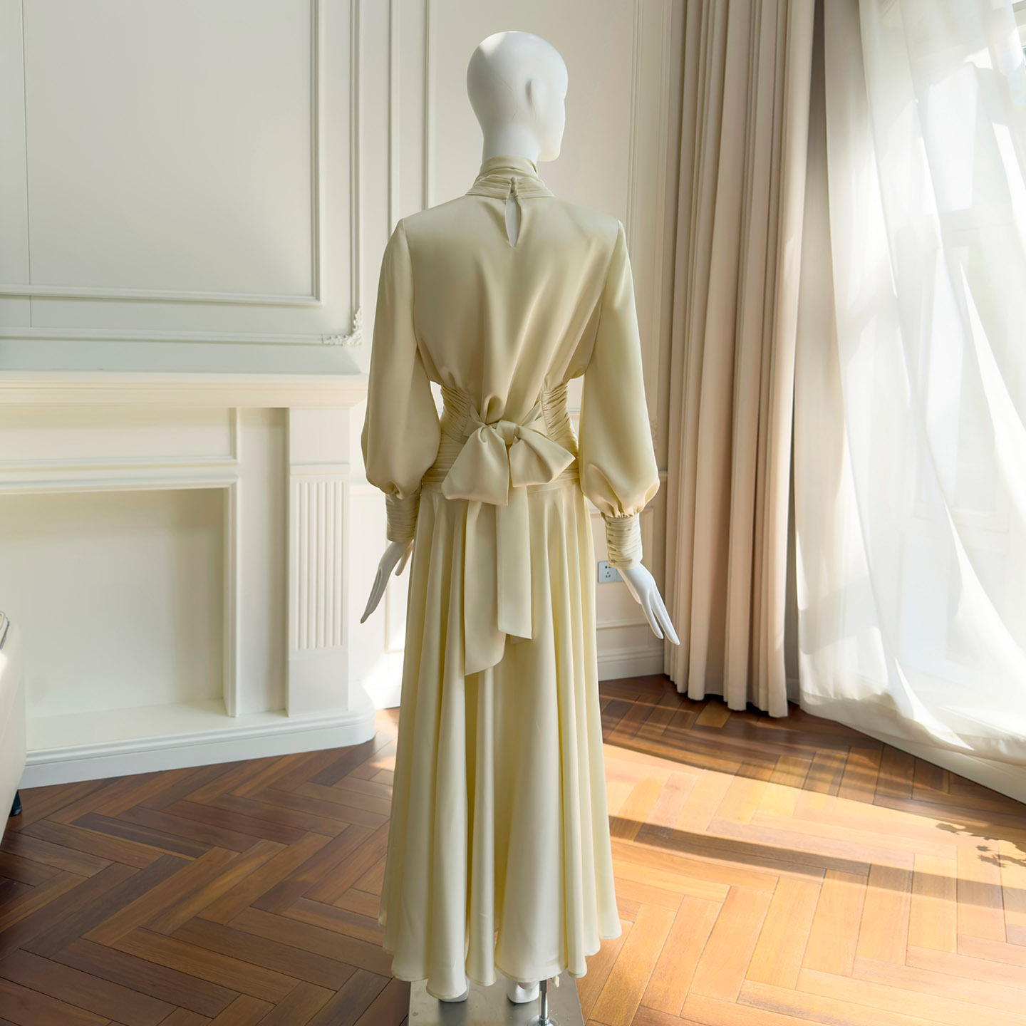 Cream Yellow Vintage Dress with Neck Bow & Cinched Waist71529+51442